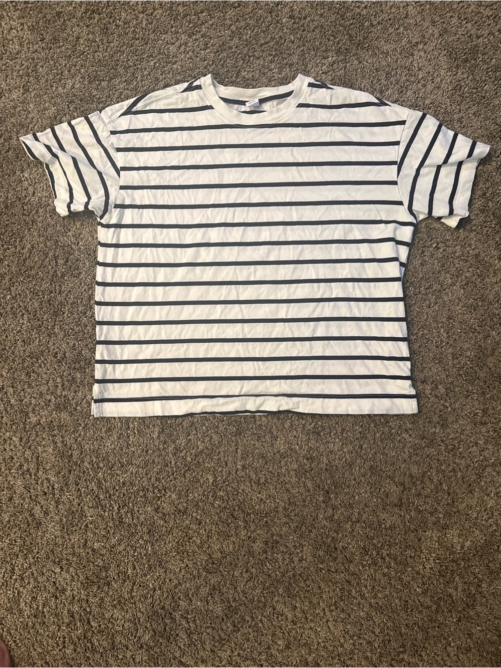 Old Navy White and Navy Striped Short Sleeve Tee